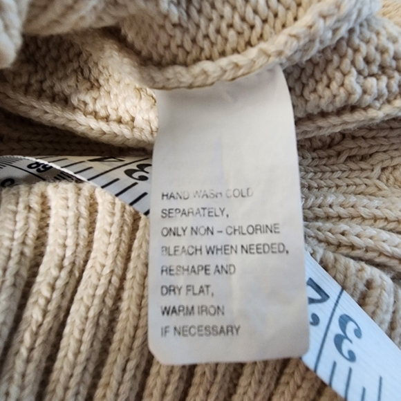 Jeanne Pierre Cream Knit Heavy Thick Cotton V-Neck Sweater Size Medium - Picture 7 of 10